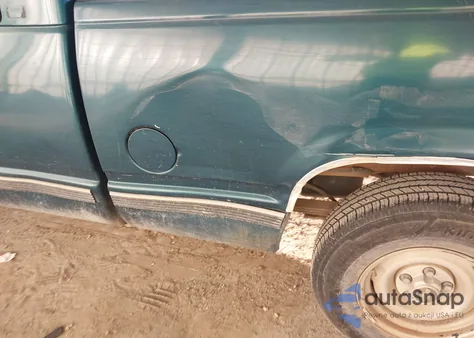 1996 Chevrolet Gmt-400 C1500 from USA, damaged, VIN 1GCEC19MXTE120940